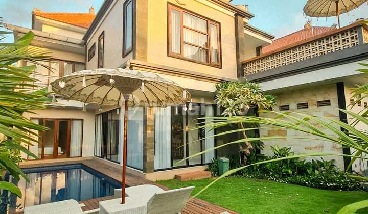 4 Bedrooms Villa di Canggu
