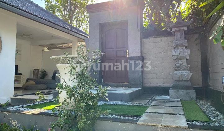 Vila 3 Kamar dengan Satu Lantai di Umalas Klecung