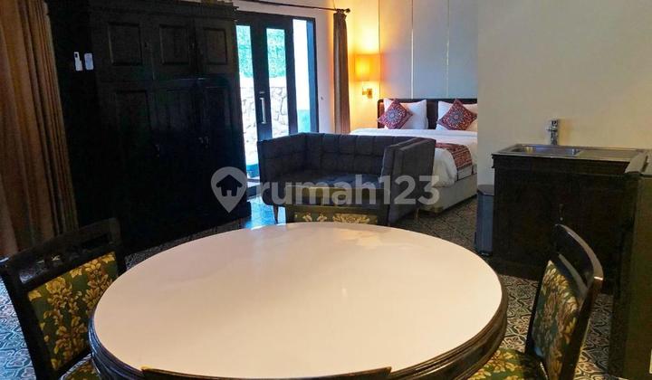 Hostel Fully Furnished with Bar and Swimming Pool 2