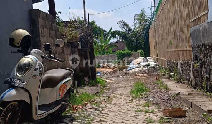 Tanah 546 M2 di Pengubugan dengan Jalan 1 Mobil Tanah 546 M2 di Pengubugan dengan Jalan 1 Mobil