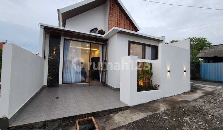 Rumah Indent Semi Villasuper Strategis 2 Kamar