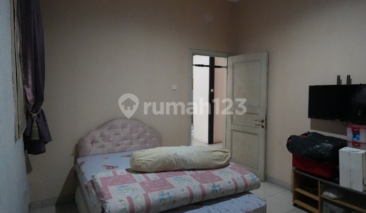 DIJUAL RUMAH CENDANA GOLF PIK 10x23m² 4+1BR 2 LANTAI SHM 2
