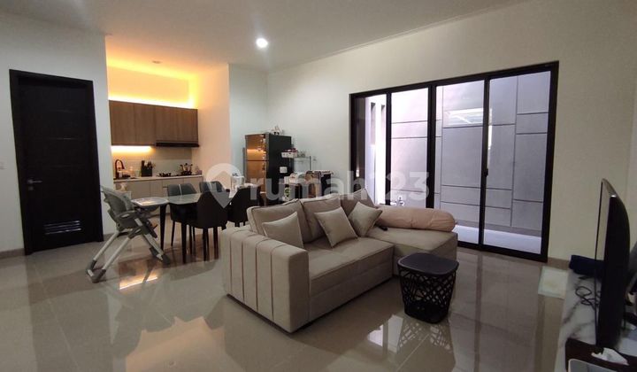 DIJUAL RUMAH DI CLUSTER SUMMERWOOD SEDAYU CITY 8x15m² 3+1BR  2