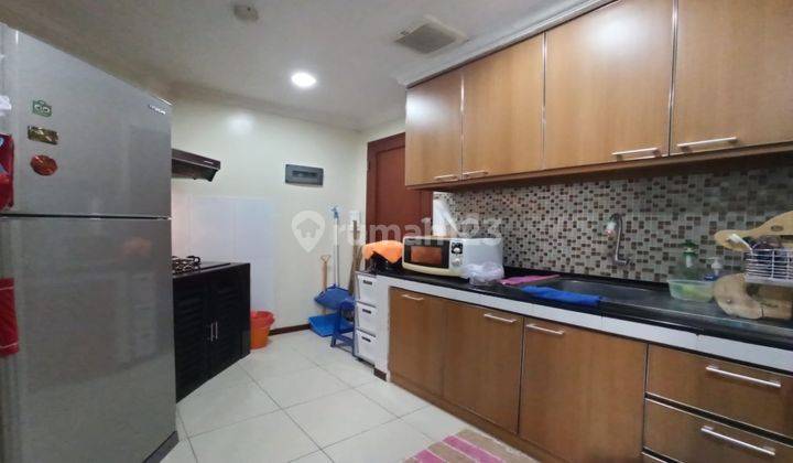 Dijual Apartemen Royal Mediternia Garden Furnished 86m2 2+1BR 2