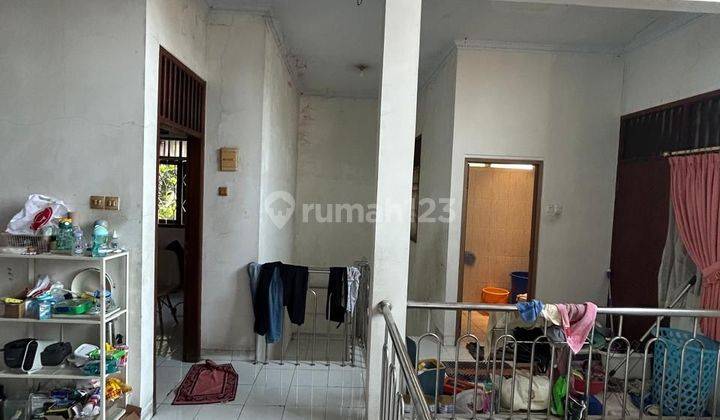 Dijual Rumah Strategis di Jalan Pemuda Depok SHM 598m² 4+1BR 2 Lantai 1