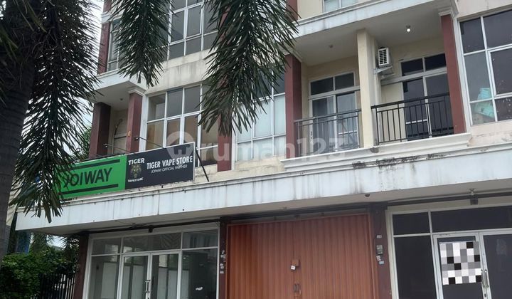 DIJUAL RUKO DI ROYAL PALM HGB 4x11m² 2,5 LANTAI DIJUAL RUKO DI ROYAL PALM HGB 4x11m² 2,5 LANTAI