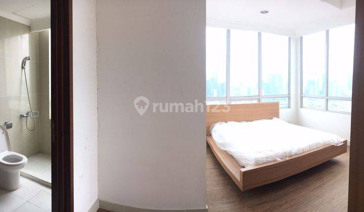 Disewakan Apartemen Kuningan City 2+1br Furnished 92m2 2