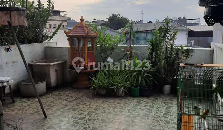 FOR SALE SHOPHOUSE BOARDING IN PENGUKIRAN 4x15m² 8+1BR CERTIFICATE 2