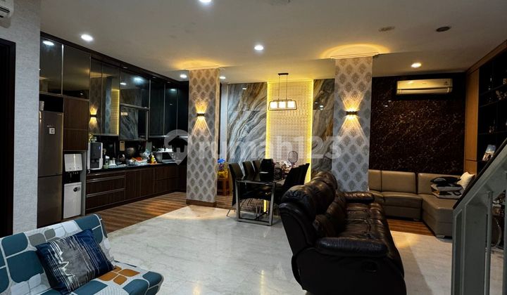 DISEWAKAN RUMAH GOLF ISLAND 8x15m² 3BR FURNISHED