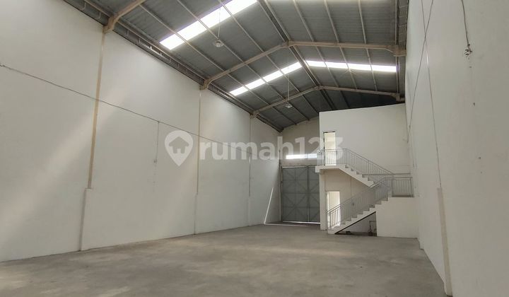 FOR RENT WAREHOUSE IN TELUK NAGA BIZPARK 10x30m² 2 FLOORS