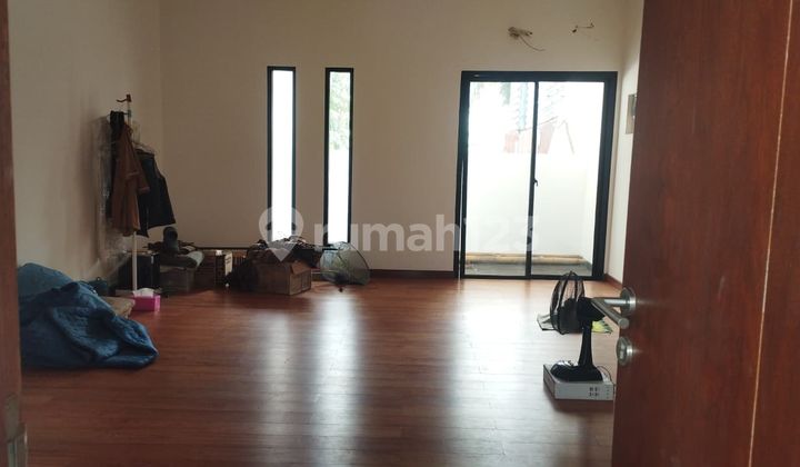 For Rent: Muara Karang Shop House 5x20m², 2.5 Floors