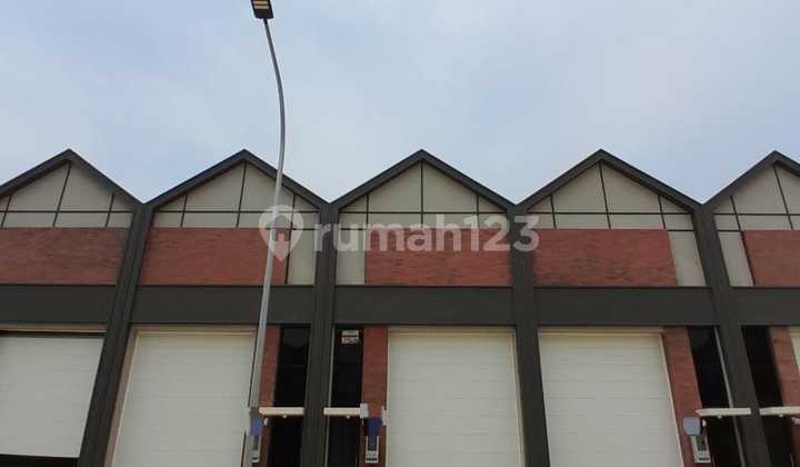 FOR SALE BRAND NEW WAREHOUSE IN BIZPARK PIK 2 6x20m²