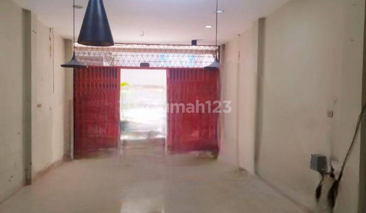 DIJUAL RUKO DI BIAK DALAM CIDENG SHM 68m² 3,5 LANTAI 1