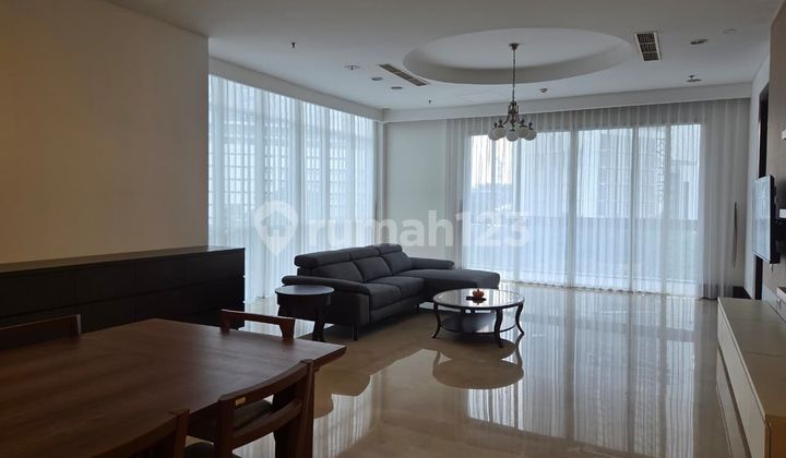 Disewakan Apartemen Pearl Garden Resort 3+1Br 4,3M² Furnished