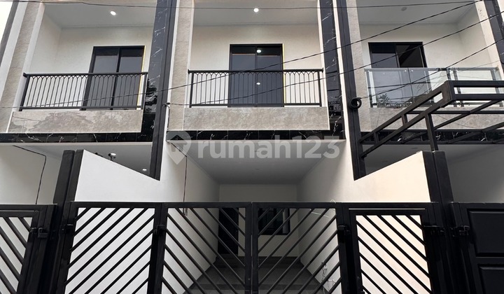 DIJUAL RUMAH ANGSANA RAYA 3,7x18,3m² 5BR 3 LANTAI 