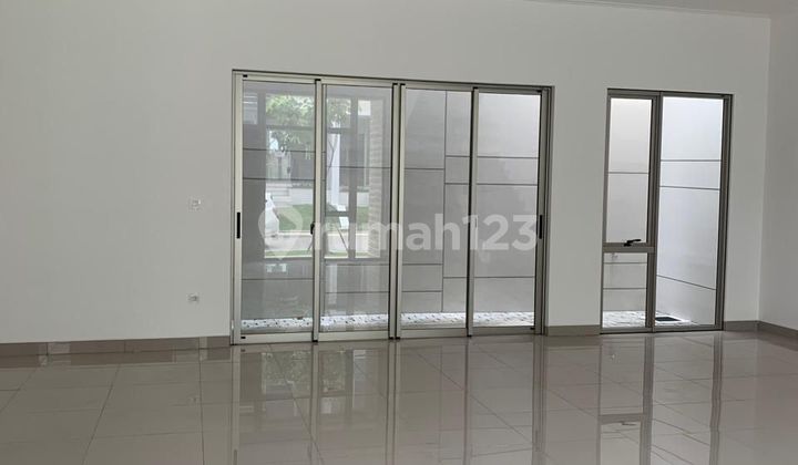 DISEWAKAN RUMAH PIK 2 TAHAP 1 10x15m² 4+1BR 2 LANTAI