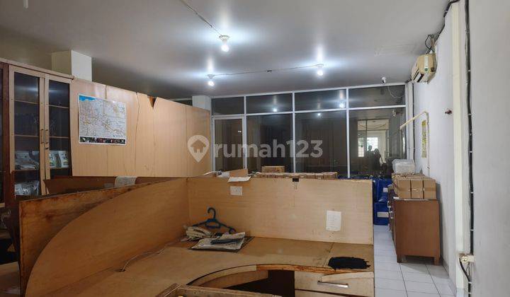 Disewakan Ruko Gandeng di Jl Kembangan Utama 5x15m² 2