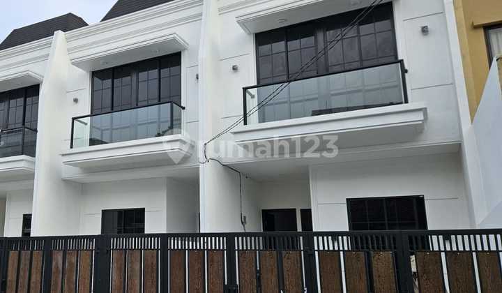 DIJUAL RUMAH DI KAV. DKI MERUYA SHM 5x20m² 4BR 2 LANTAI 2