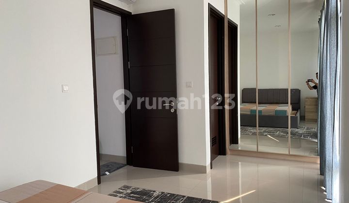 Dijual Rumah Pik 2 California Hoek 6X12,5M² 2 Lantai Furnished 2