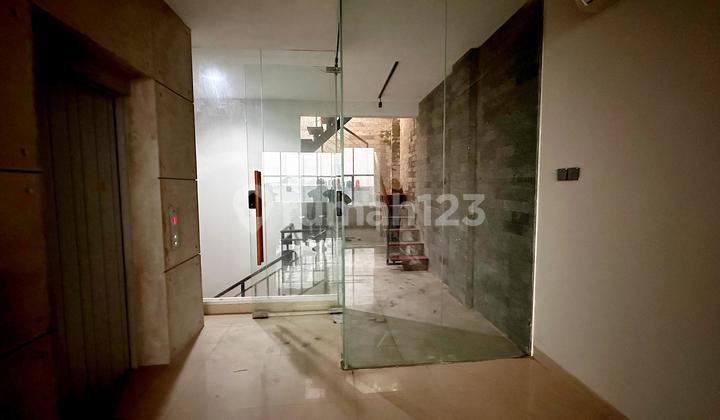 Dijual Ruko Elang Laut Pik 5X15m² 6 Lantai Semi Furnished