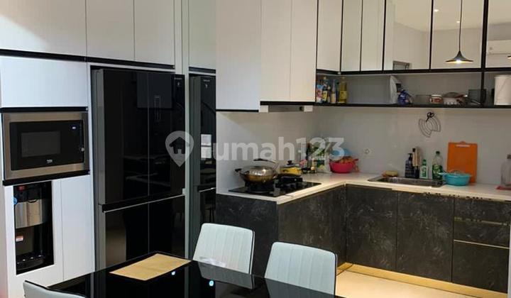 DISEWAKAN RUMAH DI GOLF ISLAND 8x15m² 3+1BR FURNISHED