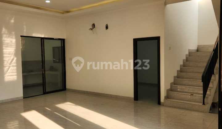 DIJUAL RUMAH MINIMALIS DI CITRA 2 EXTENSION 4+1BR SHM 2