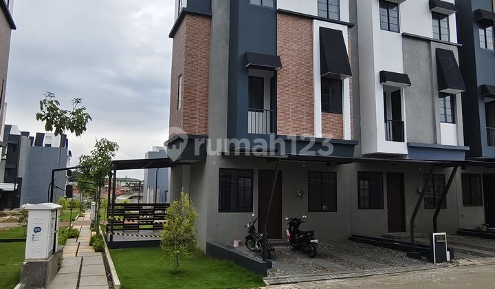 DIJUAL RUMAH DI SYNTHESIS HUIS CIJANTUNG 6x12m² 2