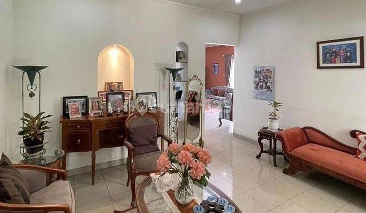 Rumah Cantik Dan Asri Area Kemang Jakarta Selatan 2