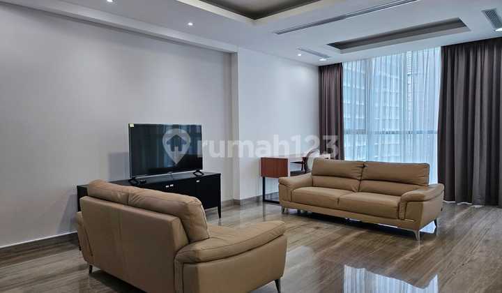 Apartemen Kemang Village Tower Bloomington Private Lift Ganda 2