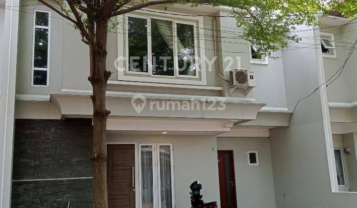 Rumah 2 Lantai Dalam Townhouse Di Kebagusan Jakarta Selatan 1