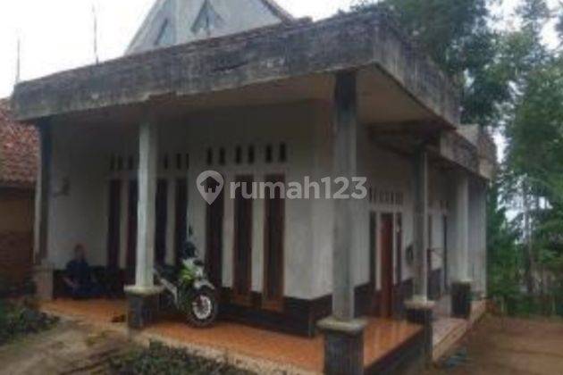 Rumah lelang ,SHM, Sucinaraja, desa Linggamukti, Garut, Jawa Barat 1