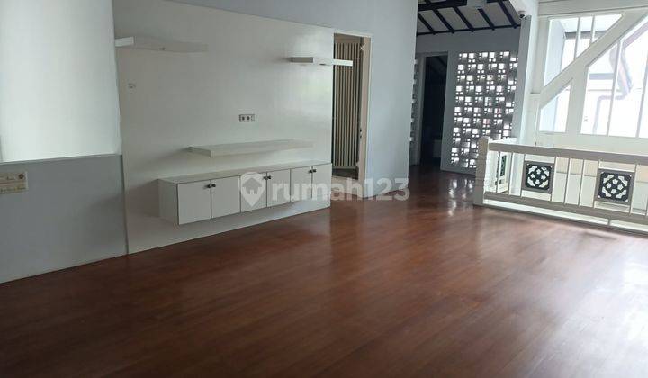 Rumah Klasik Yang Nyaman di Pondok Pinang 5