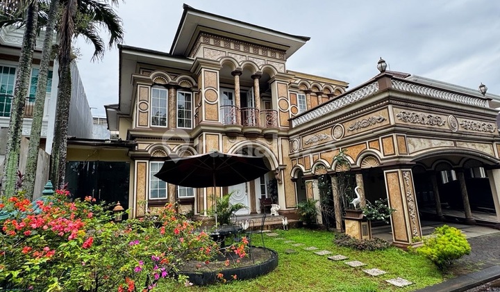 Dijual Cepat !! Rumah Cantik The Green, Bsd, Semi Furnished 2