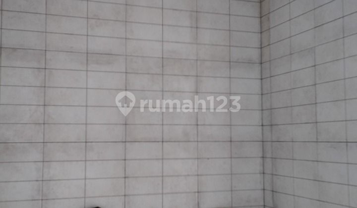 FOR SALE 3-Story Luxury Ready-to-Live Home in Cosmo The Icon BSD FOR SALE 3-Story Luxury Ready-to-Live Home in Cosmo The Icon BSD