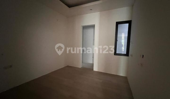 Dijual Cepat Rumah Sutera Victoria 2