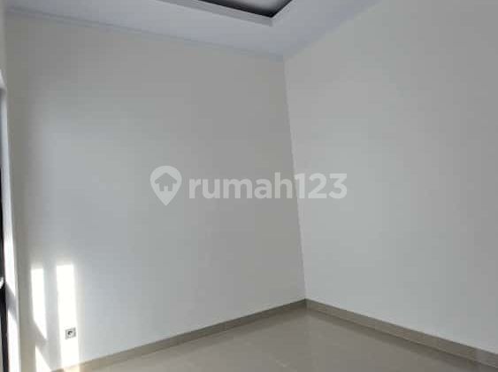 FOR SALE - DKI Plot House, South Meruya, strategic location 2