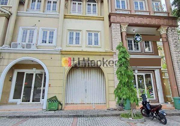 Jual Atau Sewa, Ruko Puri Mansion, Kembangan, 4.5x15m², 3 Lt, SHM 1