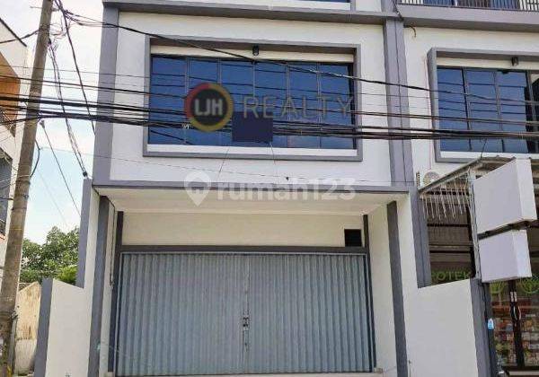 Gak Perlu Cari Lagi! Di sini Tempatnya! Ruko 4 Lantai Cipondoh, 336m², Baru dan Strategis 1