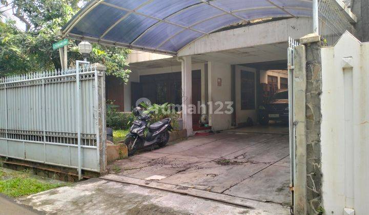 Rumah di jl. Terusan Hang Lekir - Jakarta Selatan Butuh Renovasi 1