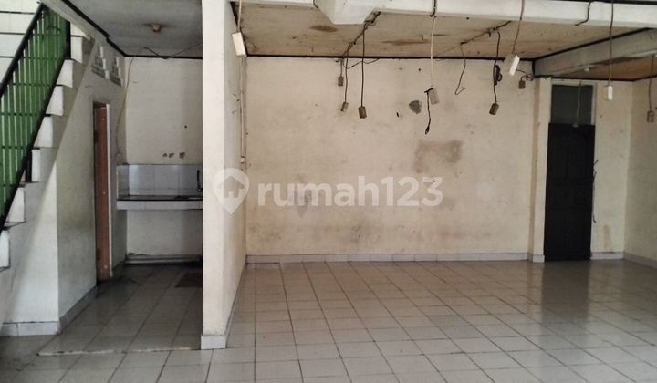Rumah 2 Lantai di Jembatan Lima, Lokasi Strategis