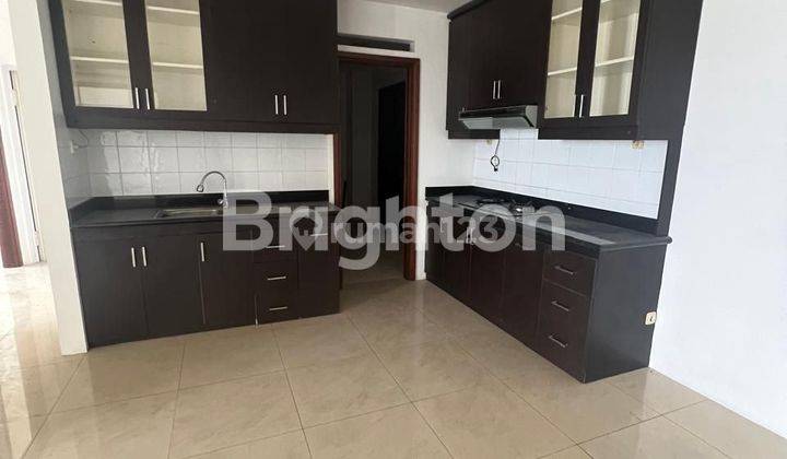 APARTEMEN PALADIAN PARK, KELAPA GADING, LANTAI TINGGI, 3BR, SEMI FURNISH 1