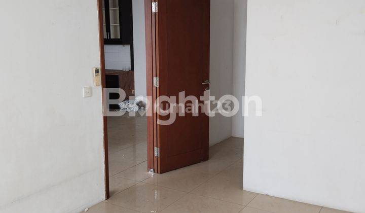 APARTEMEN PALADIAN PARK, KELAPA GADING, LANTAI TINGGI, 3BR, SEMI FURNISH 2