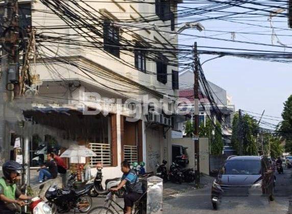 Ruko Gandeng 4 di Greenville, Jakarta Barat 2