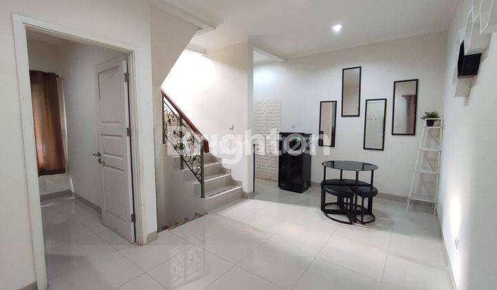 Rumah Huk 2lantai Semifurnish di Gading Serpong 1