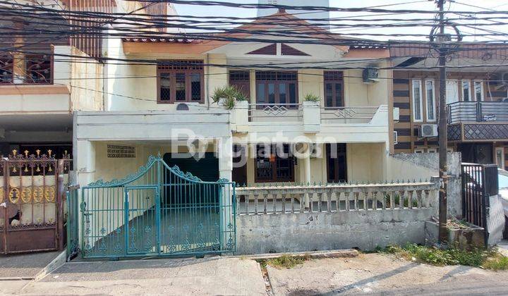 RUMAH KELAPA GADING, 8x15M², 5KT, SHM. TERAWAT, SIAP HUNI 1