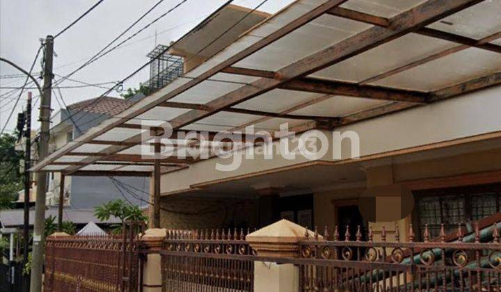 Rumah Kelapa Gading, Dalam Komplek Belakang Mal MKG 1