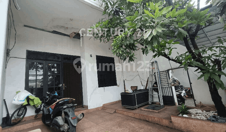 Dijual Cepat Rumah di Jalan Utama Walang Baru Koja