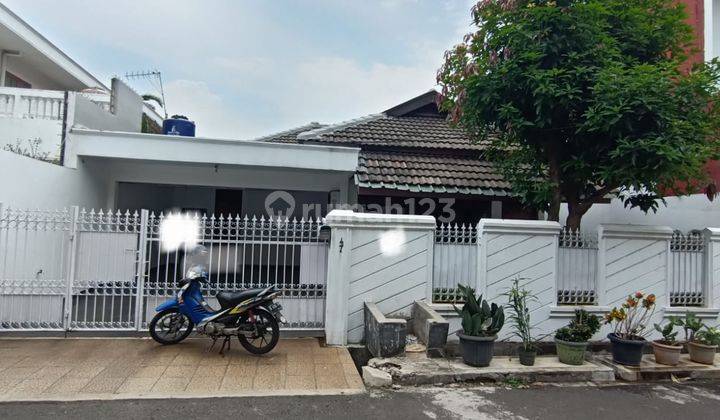 Rumah Semi Furnished Disewakan Rawamangun 1