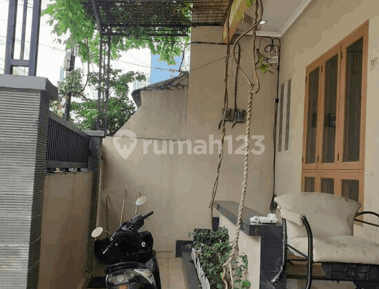 Rumah 2 Lantai Strategis di Kelapa Sawit Kelapa Gading Rumah 2 Lantai Strategis di Kelapa Sawit Kelapa Gading