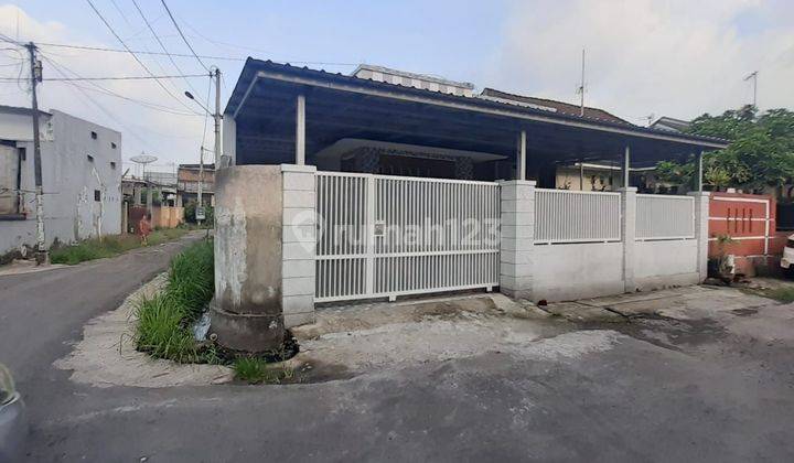 Rumah Di Komplek Brimob Ampenan  2